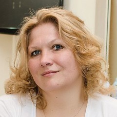 Стулова Регина